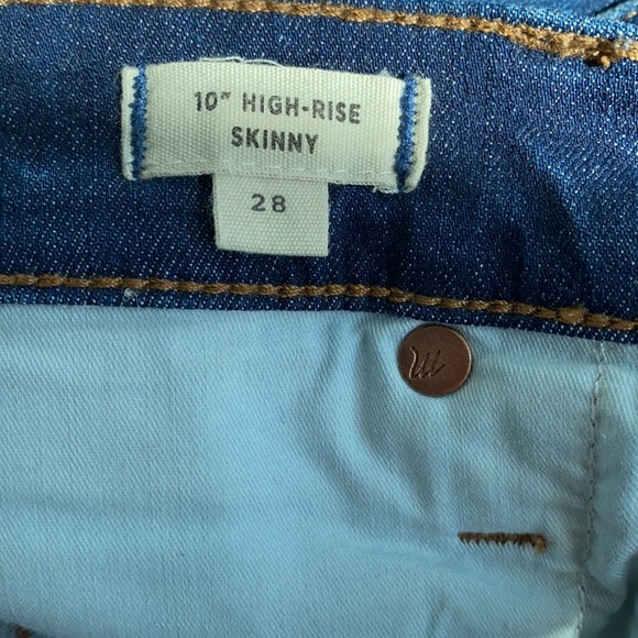 Madewell 10” Highrise Jeans - Picture 4 of 7